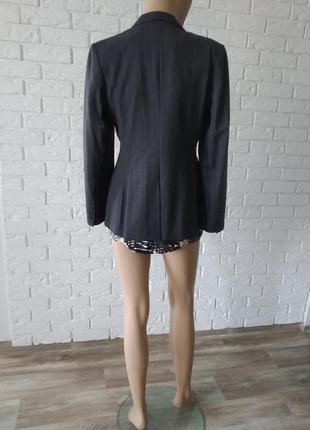 Шикарный шерстяной (60% шерсти) черно серый в серую смужку пиджак, жакет  12/l3 фото