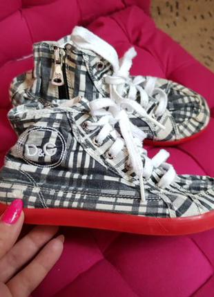 Кеди в клітку d&g 30р