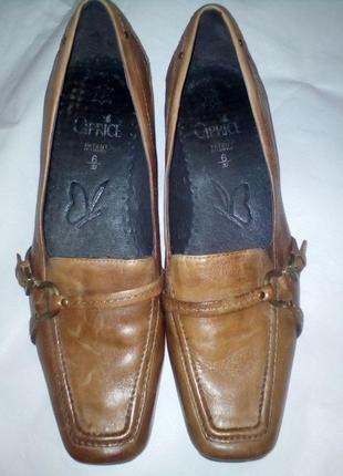 Стильные женские кожаные туфли caprice 39 размер 6