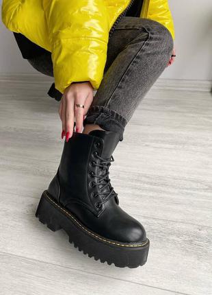 Dr.martens женские кроссовки доктор мартинс6 фото