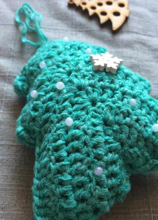 Новогодний декор вязаная елка новогодняя игрушка ручной работы6 фото
