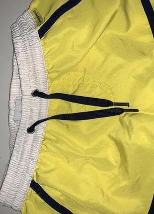 Нереальні пляжні шорти, плавки. італія