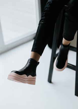 Зимние женские ботинки на меху bottega veneta mini no logo, розовые/черные (боттега, черевики)4 фото