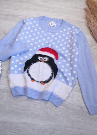 Крутой голубой праздничный новогодний свитер с пингвином в горошек на новый год2 фото