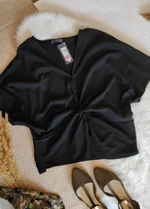 Черная блуза с коротким рукавом и v вырезом / чёрная блузка с декоративным узлом