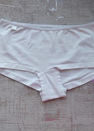 Білі бавовняні трусики