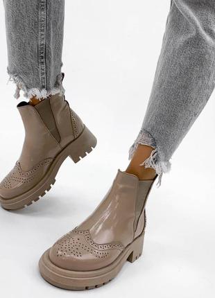 Зимові челсі натуральна лакована шкіра люкс