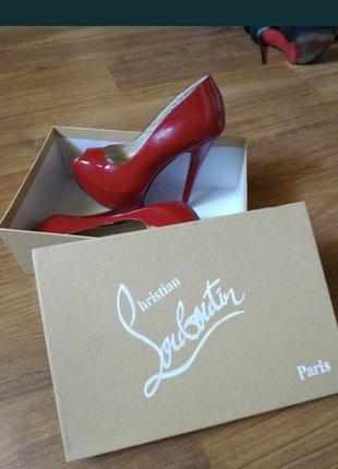 Туфли christian louboutin1 фото