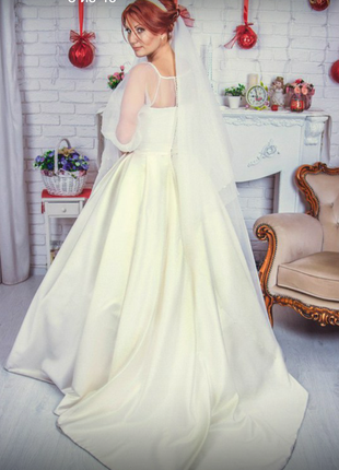 Эксклюзивное свадебное платье1 фото