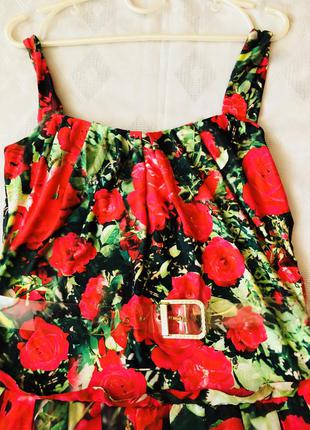 Нереально шикарне плаття на бретелях «живі троянди»