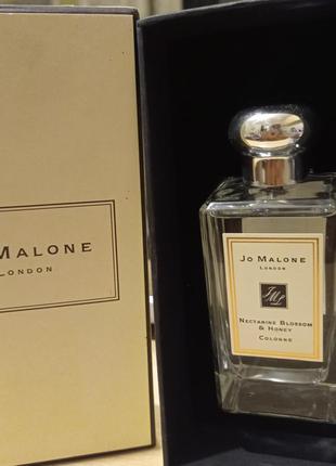 Очень нежный аромат nectarine blossom & honey jo malone london