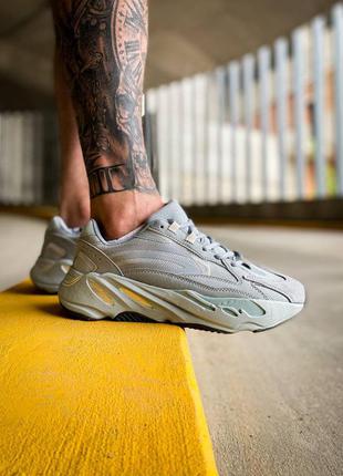 Мужские кроссовки adidas yeezy 700 v2 | чоловічі кросівки