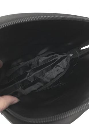 Косметичка з черепами сердечками серцями містка з кольоровим принтом малюнком із штучної шкіри 3