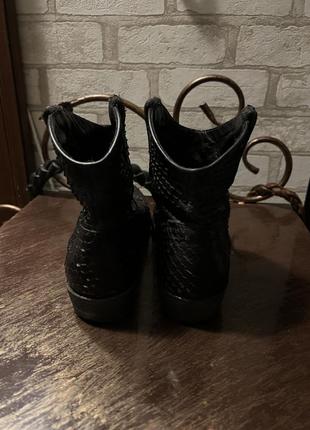 Кожаные ботинки/ботильоны billibi copenhagen под кожу питона4 фото
