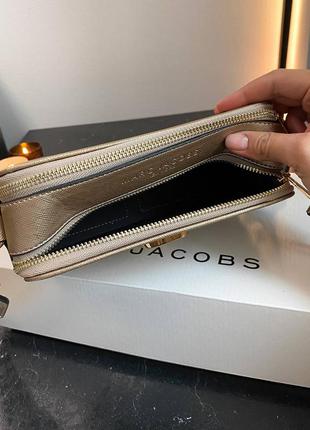 Marc jacobs snapshot gold брендовая золотая мини сумочка шикарна золотиста міні сумка6 фото