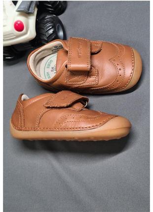 Пинетки-туфли кожаные для малыша marks&spencer5 фото