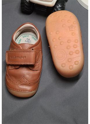 Пинетки-туфли кожаные для малыша marks&spencer3 фото