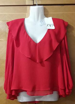 Брендовая новая  шикарная  блуза  р.m от zara