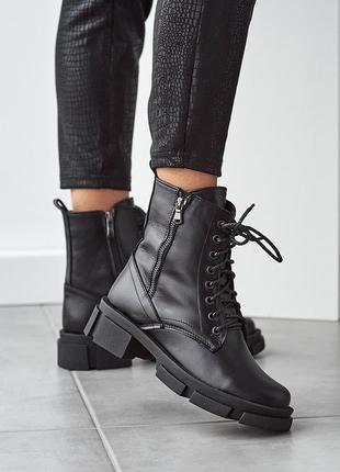 Зимние черные женские ботинки3 фото