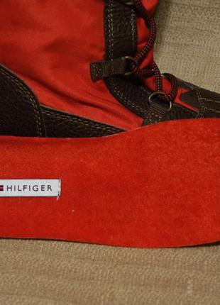 Чудесные комбинированные сапожки tommy hilfiger mount baker new york сша. 37 р.5 фото