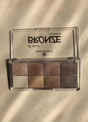 Тени палетка теней от бренда essence all about bronze palette essence6 фото