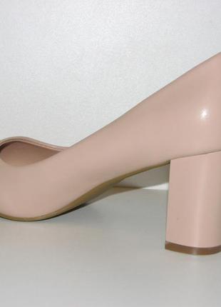 Туфли женские бежевые на устойчивом каблуке размер 368 фото