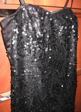 Платье мини в паетки черное s/m3 фото
