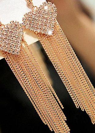 Шикарные сережки со стразами