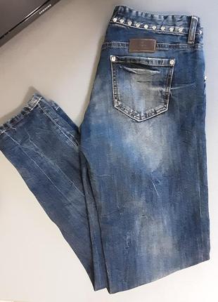 Стильные джинсы amnezia.1 фото