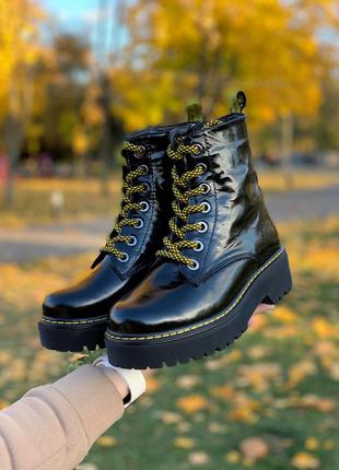 Лакові берци martens жіночі черевики чоботи демі