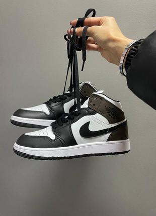 Кроссовки зимние nike air jordan retro 1 dark mocha fur