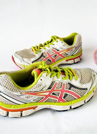 Кросівки спортивні minimalistas asics gel 2000. оригінал