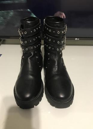 Черевики zara