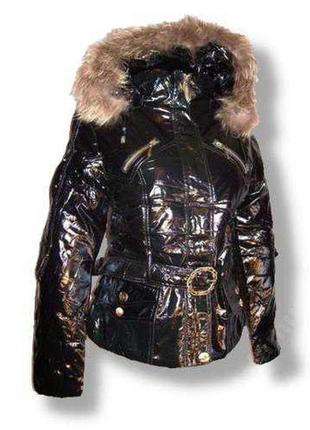 Зимняя куртка лакэ р.с, м на холофайбере, мех енот короткая куртка