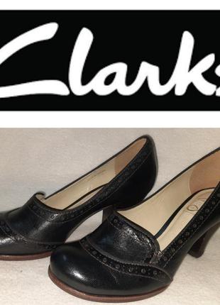 Кожанные туфли clarks p.3 (наш 35.5)