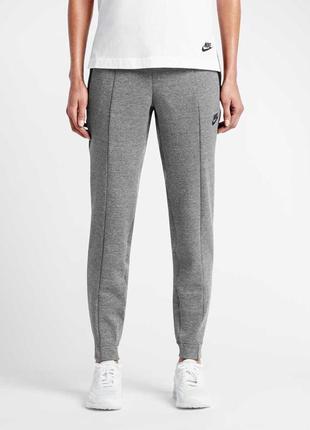Спортивные штаны nike tech fleece