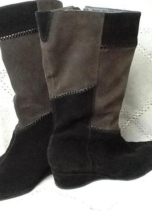 Замшевые сапоги clarks широкое голенище танкетка р.39