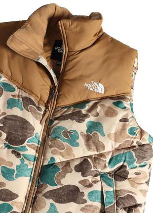 Оригінальна жилет чоловічий the north face saikuru waistcoat brown green print (nf0a3y3zu95)4 фото