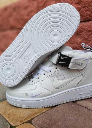 Зимние женские кроссовки nike air force 1 белые высокие2 фото