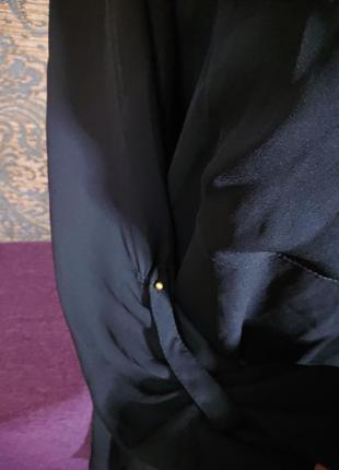Черная рубашка блузка блузка с манжетом на рукавах размер m/l2 фото