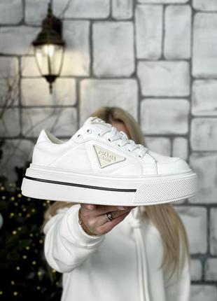 Кроссовки женские прада prada macro re-nylon brushed leather sneakers white1 фото