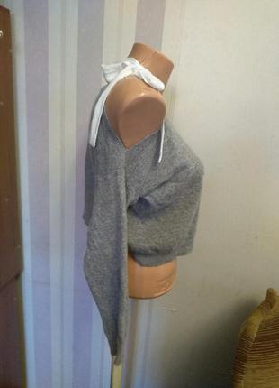 Шерстяной свитер с открытыми плечами4 фото