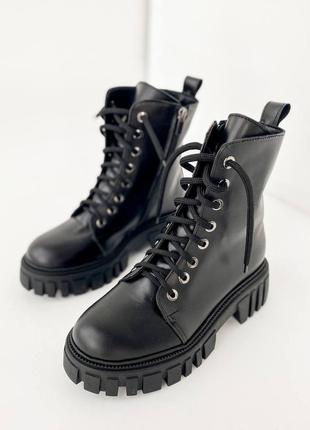 Зимние женские ботинки черные кожаные3 фото
