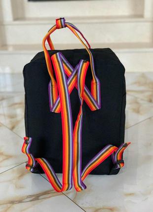 Рюкзак стильний канкен fjallraven kanken rainbow 16л чорний з різнокольоровими (райдужними) ручками3 фото