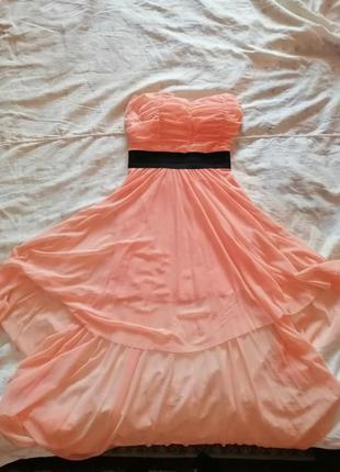 Платье лёгкое персикового цвета