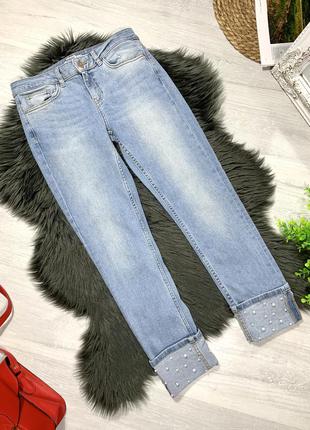 Стрейчевые джинсы украшенные бусинами2 фото