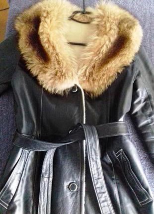 Кожаная дубленка размер м