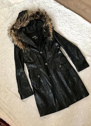 Пальто кожа m-l zara asos