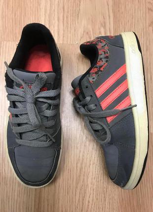 Кросівки adidas оригінал р. 32/33 ст. 20,5-21см сірі