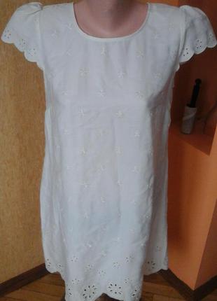 Платье белое фирмы new look